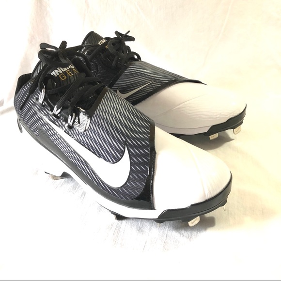 swingman cleats 2018